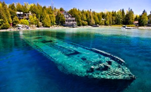 Lake-Huron-shipwreck