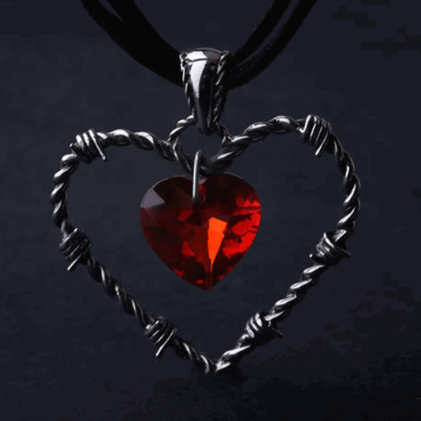 barbed-heart-pendants-2_grande